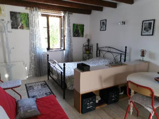 Studio Tres Agreable Totalement Independant Dans Maison Avec Cour Sans Vis A Vis Villa Vittel Luaran gambar